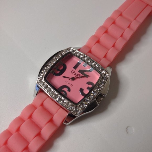 Pink Geneva Watch With Rubber Band - Picture 1 of 13